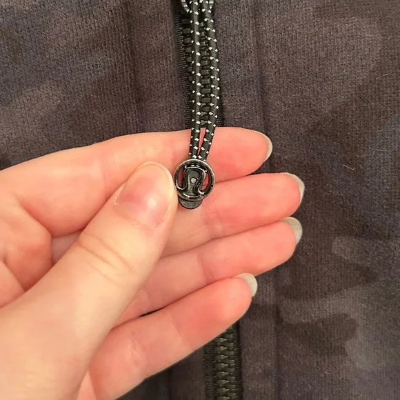 Lululemon Zip-Up - Picture 4 of 6